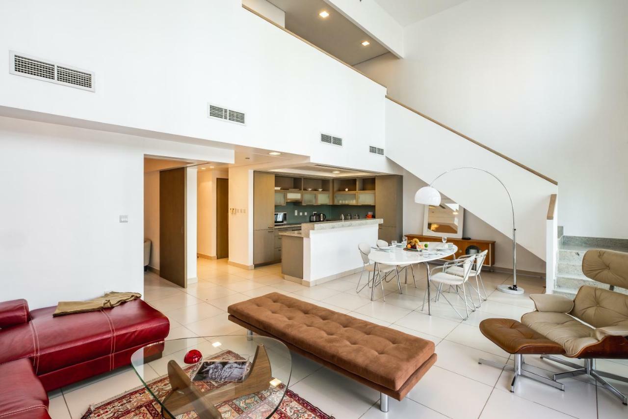 Maison Privee - The Lofts East Apartment Dubai